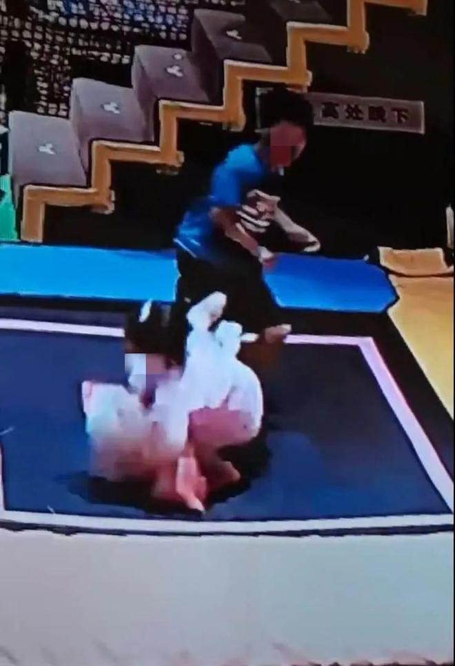 周末“遛娃”要注意！这些游乐项目其实很危险→(图1)