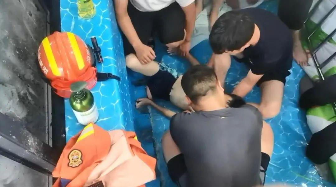 正处于溺水高发期游泳馆≠100%安全这些隐患不可不防(图2)