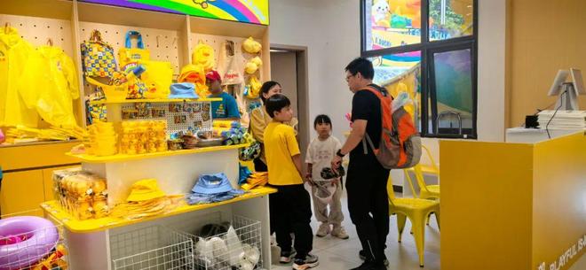 今夏除了看瀑布来黄果树还可以体验这条主题漂流路线(图5)