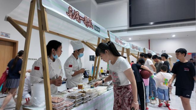 【“媒体+”赋能“百千万”】体育强县看东源：“小篮球”为媒转动发展“大能量”(图2)