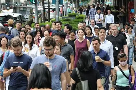 新加坡600万人口时代:外国人疯狂涌入的真相!(图1)