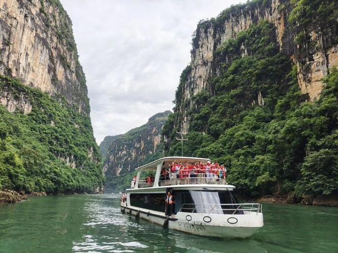 贵州银行助力花江大峡谷景区打造旅游新名片(图2)