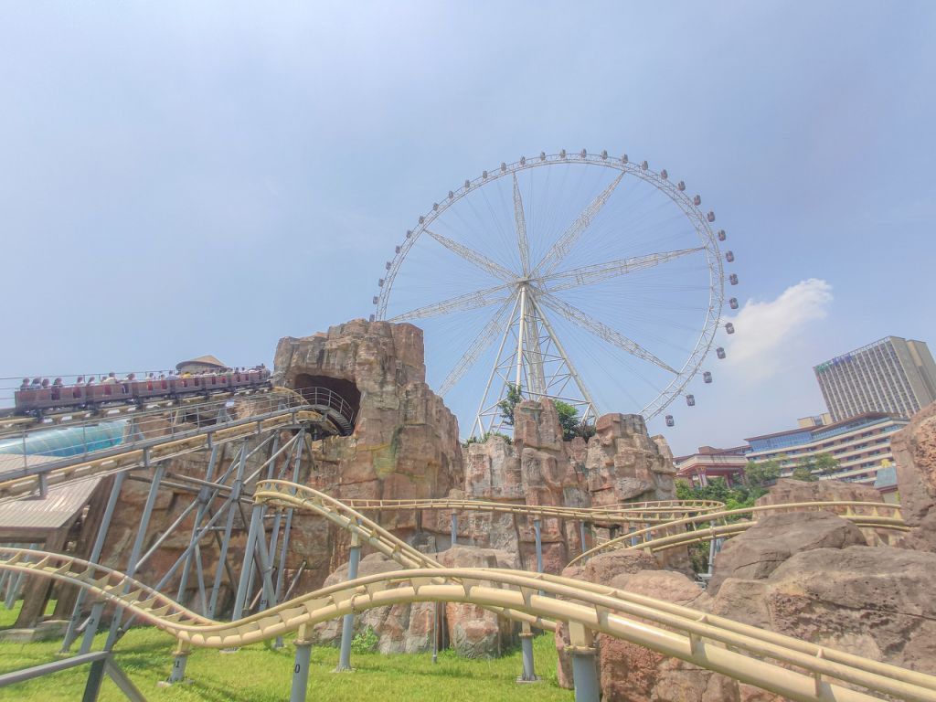 2026重庆欢乐谷38妇女节优惠门票及游玩攻略(图1)