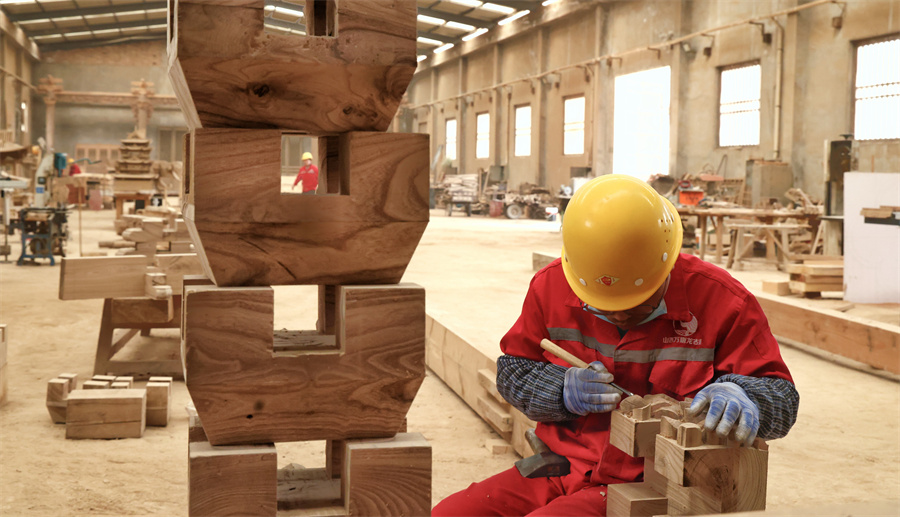 万荣古建：一个特色产业的“三级跳”(图1)