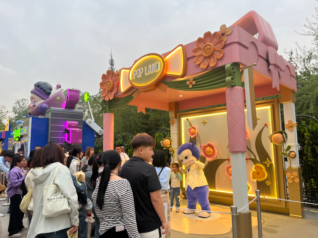 泡泡玛特城市乐园补上的不只是海盗船、跳楼机(图13)